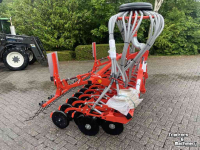 Seed drill Kuhn Venta BTF3000 24DD Zaaimachine