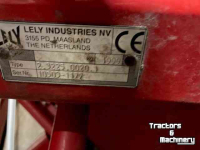 Fertilizer spreader Lely Weegstrooier