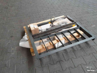 Diverse used spare-parts Baoli SIDE-SHIFT BORD PALLETBORD FEM2 2500 KG