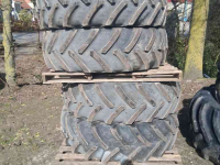 Wheels, Tyres, Rims & Dual spacers BKT 450/85R38