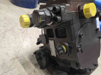 Diverse new spare-parts  rijpomp shovel bondioli pavesi