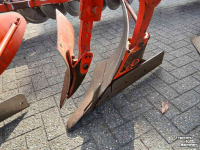 Ploughs Kuhn VM 122 4ET 80102B