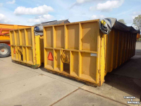 Other agricultural transport equipment and accessories  Twee containers