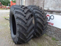 Wheels, Tyres, Rims & Dual spacers Trelleborg 650/65r38 demontage