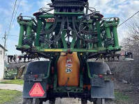 Fieldsprayer pull-type Amazone UX 4200