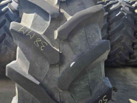 Wheels, Tyres, Rims & Dual spacers Trelleborg 580/70R42 TM700