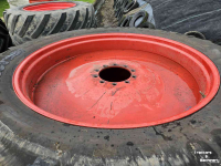 Wheels, Tyres, Rims & Dual spacers Mitas MItas 380/105R54 op 10-gaats velg