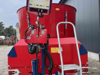 Vertical feed mixer Siloking TrailedLine Classic Compact 8