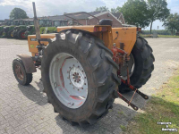 Tractor Renault 651