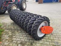 Front tyre packer Farmax Bandenpakker - bandenrol