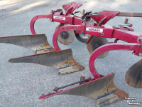 Ploughs Kongskilde Variant 16"