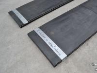 Rubber yard scraper Qmac RSM240 Rubbermat 240 cm STAAL inlaag 