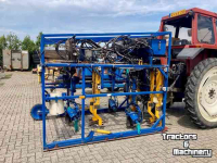 Selfpropelled pruning platform Lommers Rond snoeimachine met Fiat 80-66 en kluitensteekmachine