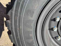 Wheels, Tyres, Rims & Dual spacers Michelin XHA2 20.5R25 op wiel Case 721G 4 stuks