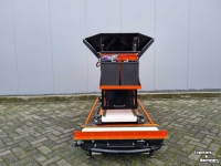 Other horticulture equipment and accessories Van Der Sluis Zelfrijdende Compoststrooier