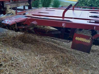Other harvesters and accessories New Holland 1016 balenverzamelwagen in klantoverdracht