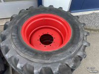 Wheels, Tyres, Rims & Dual spacers Michelin 710/60 R42 + 600/60 R42