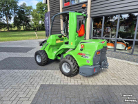 Wheelloader Avant 735i