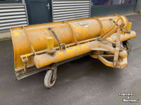 Snow Removal Equipment  Modderschuif, grondschuif, sneeuwschuif