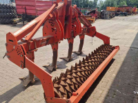 Deep subsoiler Kuhn Cultisoil DC 301 Diepwoeler