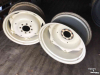 Wheels, Tyres, Rims & Dual spacers Same W14-28 (140-203-8)