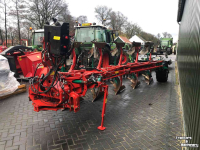 Ploughs Kverneland 3300S met variomat
