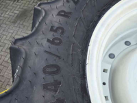Wheels, Tyres, Rims & Dual spacers Mitas 540/65 R38 en 440/65 R28