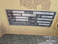 Articulated platforms JLG 33 RTS
