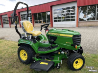 Ride-on mower John Deere X949
