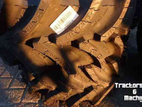 Wheels, Tyres, Rims & Dual spacers  Starmaxx 240/70R16 Nieuw