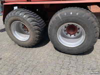 Self-loading wagon Strautmann Mega Vitesse II Opraapwagen