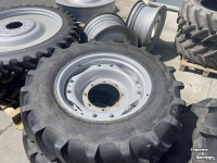 Wheels, Tyres, Rims & Dual spacers Firestone 480/70R38 en 380/70R28 verstelbare velgen