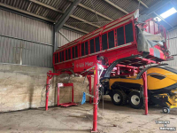 Sugar beet harvester Holmer RB bietenoverlaadbunker