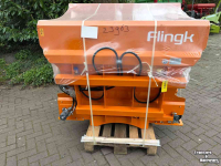 Sawdust spreader for boxes Flingk KSS 1015