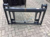 Quick hitches Manitou SRL Adapter van Manitou  Merlo ZM2 koppeling