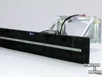 Manure scraper Qmac Rubber yard scraper hookup Mustang