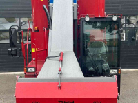 Self-propelled feed mixer RMH Liberty 15