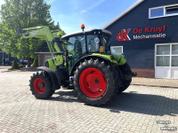 Tractor Claas Arion 420 CIS
