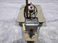 Other conveying equipment and accessories  Unicum Palletdraaier