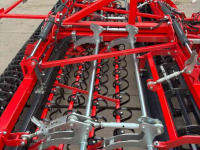 Seedbed combination Vegniek CrossMaster 450
