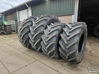 Wheels, Tyres, Rims & Dual spacers Michelin 800/70R38 en 600/70R30