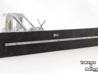 Rubber yard scraper Qmac Rubber mud scraper hookup Giant