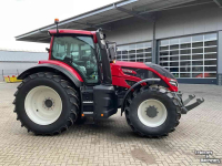 Tractor Valtra Q225, NIEUW!  Super scherp!