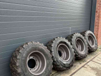 Wheels, Tyres, Rims & Dual spacers Alliance 365/70R18