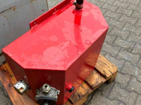 Diverse used spare-parts  Olietanks diversen