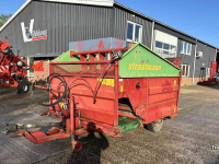 Silage-block distribution wagon Strautmann BVW Blokkenverdeelwagen / Blokkendoseerwagen