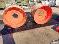 Wheels, Tyres, Rims & Dual spacers  25x42 claas velgen