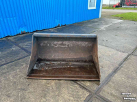 Loading buckets  Grondbak met compact tool carrier JCB