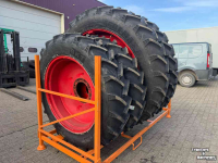 Wheels, Tyres, Rims & Dual spacers  300/95R46 & 270/95R32
