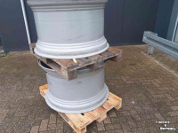 Wheels, Tyres, Rims & Dual spacers Massey Ferguson 38X23 Inch Velgen